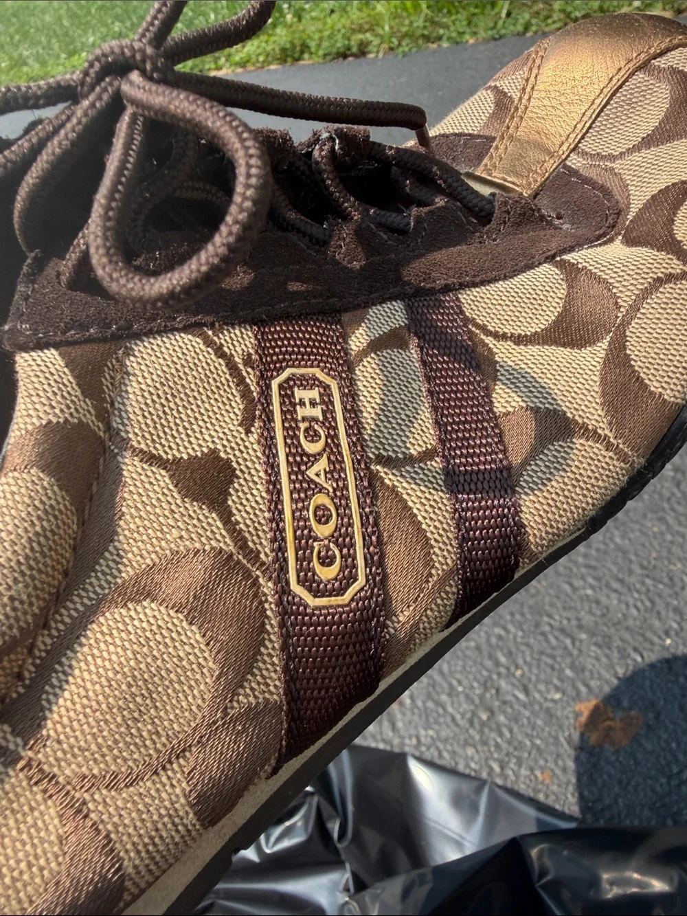 Coach Katie Brown Signature Sneakers Sz 8.5